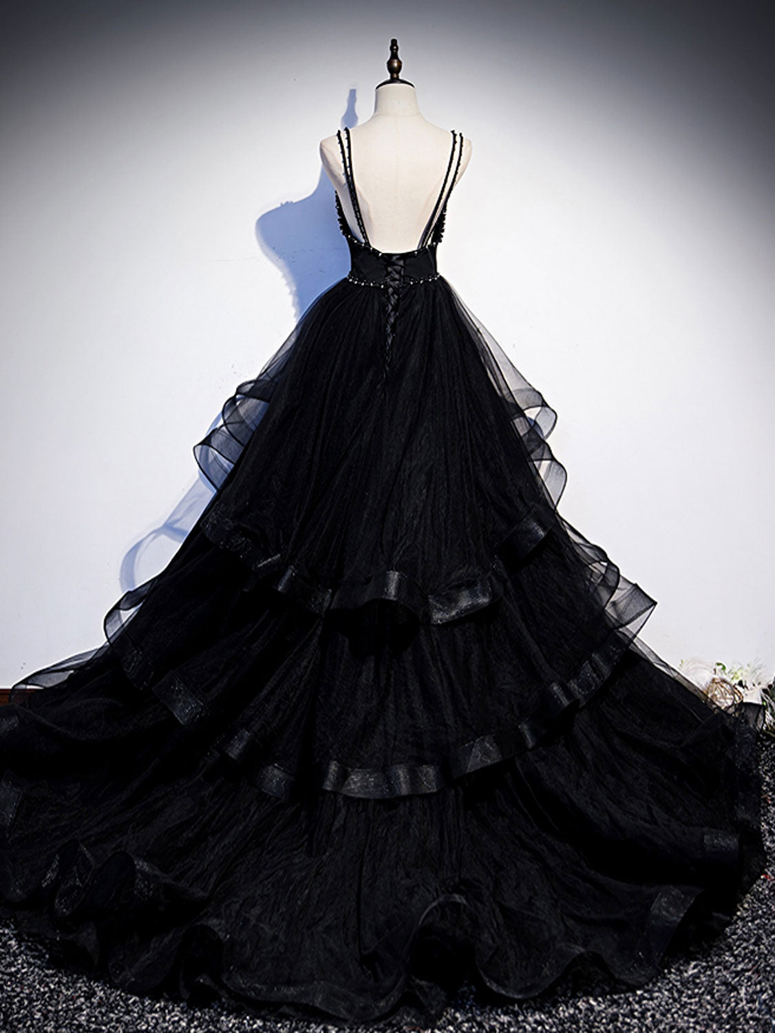 Sparkly Prom Dress 2023 Sheath Spaghetti Straps Long Velvet Sequin Ball Gown  – Yelure